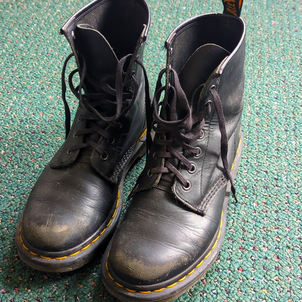 Dr Air Wair Martens Women Size 7